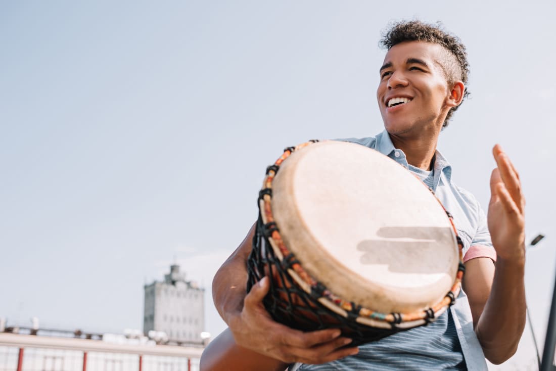 Comment choisir un bon djembé pour débuter ?
