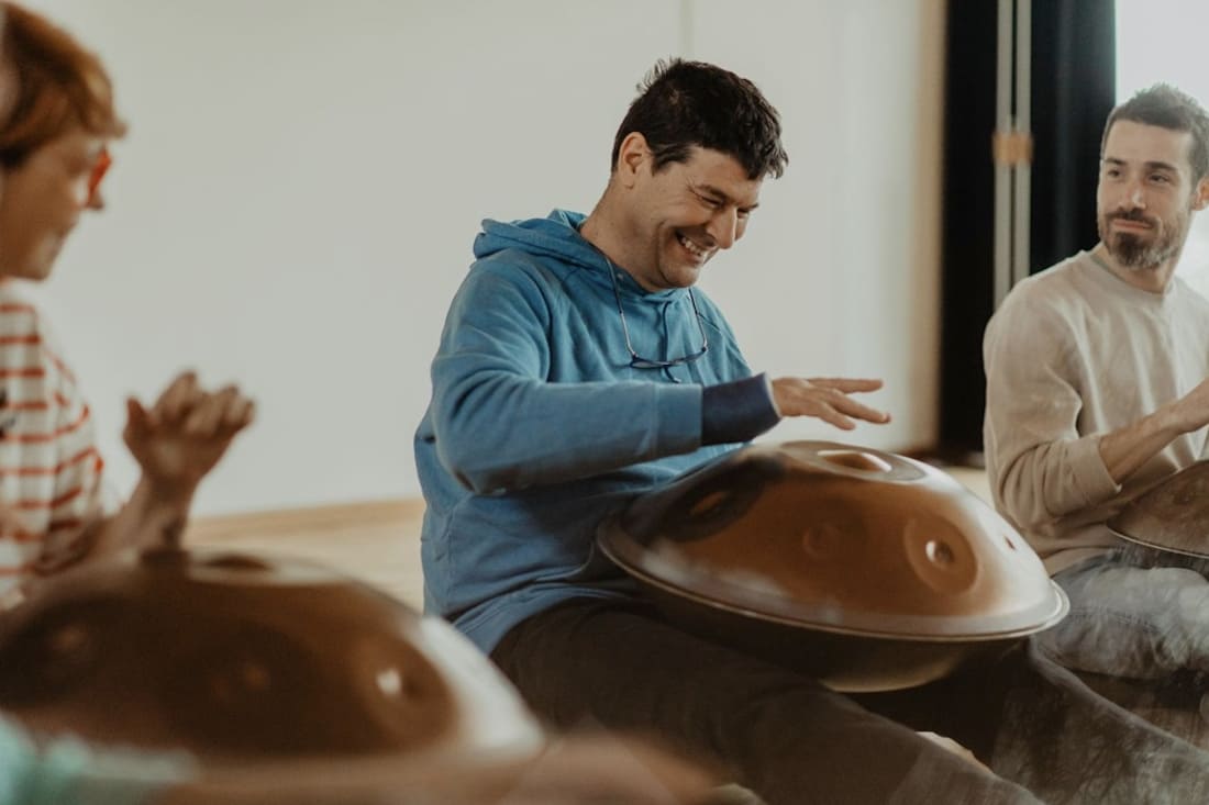 Cours de handpan, où apprendre à en jouer ?
