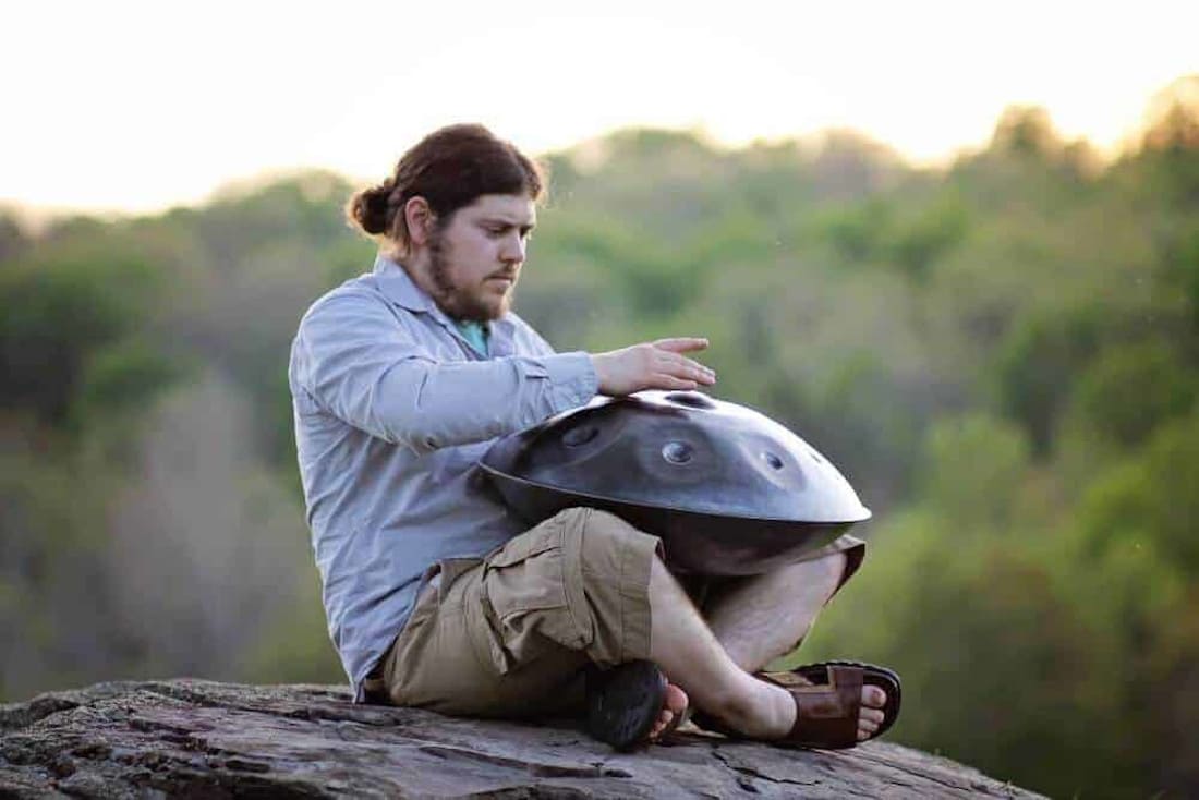 Jacob Cole et le handpan : biographie, style et parcours musical