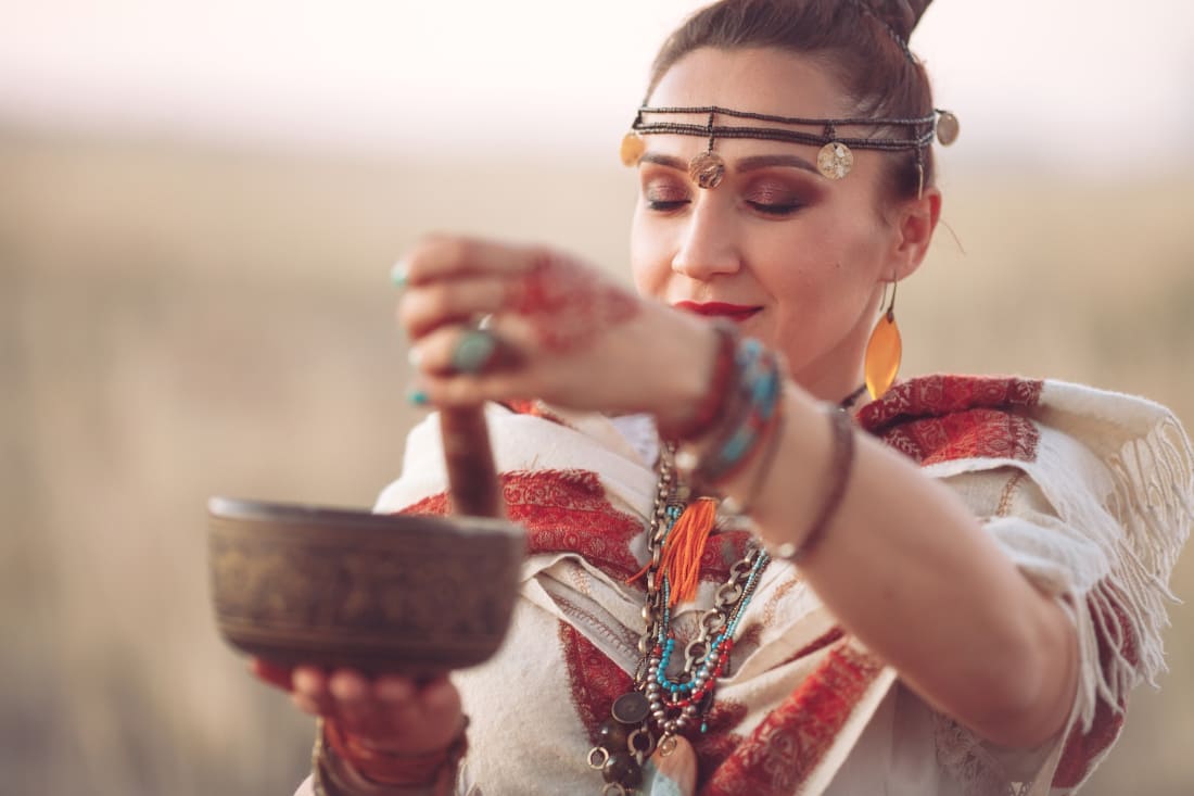 Quels sont les effets secondaires et contre-indications du bol tibétain ?