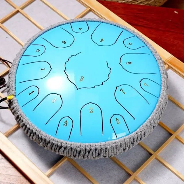 Empty drum bleu clair 