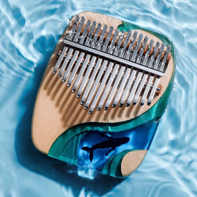 Ocean kalimba, 17 tines