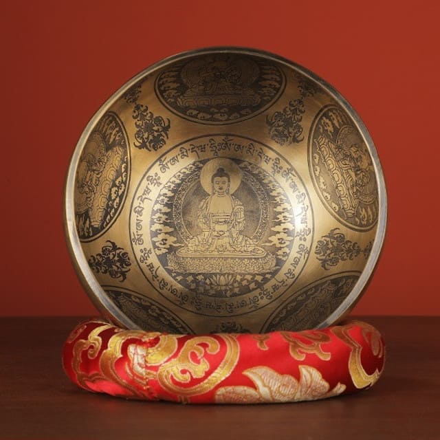 Engraved singing bowl presentation