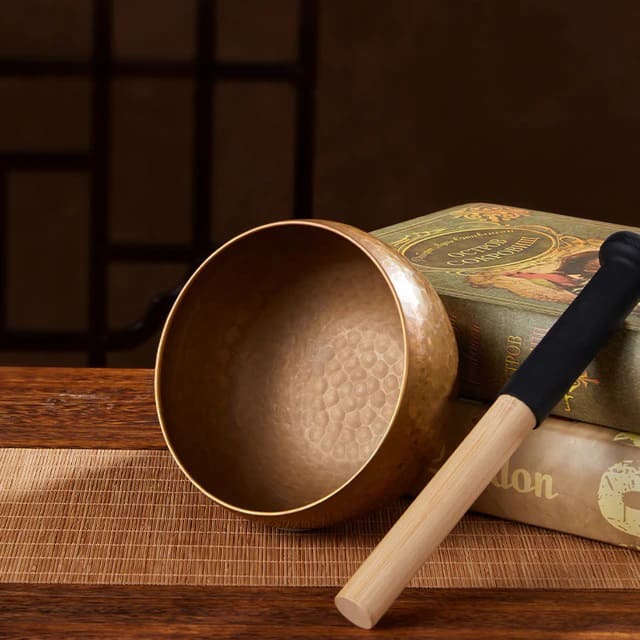 Tibetan singing bowl 14 cm interior