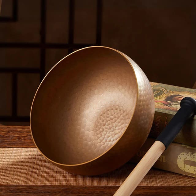 Tibetan singing bowl 22 cm interior