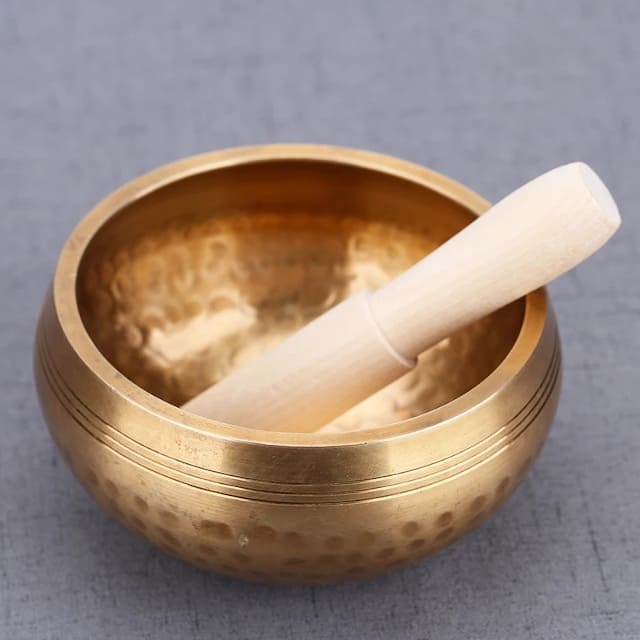 Tibetan singing bowl in A, top view