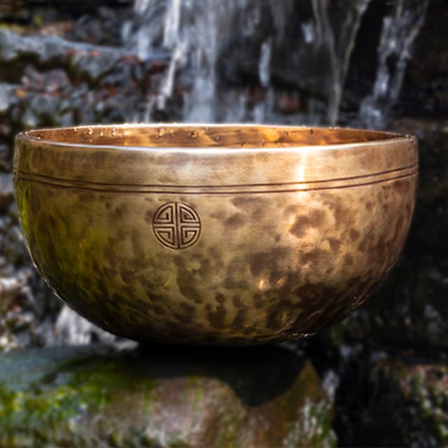 Antique Tibetan singing bowl drop