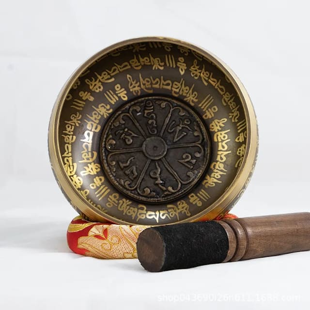Quality Tibetan singing bowl presentation